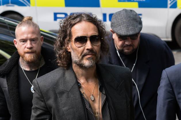 Russell Brand At Southwark Crown Court In London LONDON, UNITED KINGDOM MAY 30, 2025: British actor and comedian Russell Brand arrives at Southwark Crown Court for a plea and trial preparation hearing after being charged with rape, oral rape, indecent assault and two counts of sexual assault, between 1999 and 2005 in Bournemouth and the Westminster area in London, United Kingdom on May 30, 2025. London Greater London United Kingdom  Copyright: xWIktorxSzymanowiczx originalFilename: szymanowicz-russellb250530_npp37