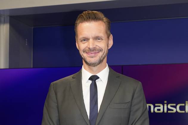 Florian Schroeder on the ARD talk show maischberger in Studio Berlin Adlershof Berlin, 03 06 2025 Foto:xT.xBartillax xFuturexImagex maischberger0306_5611