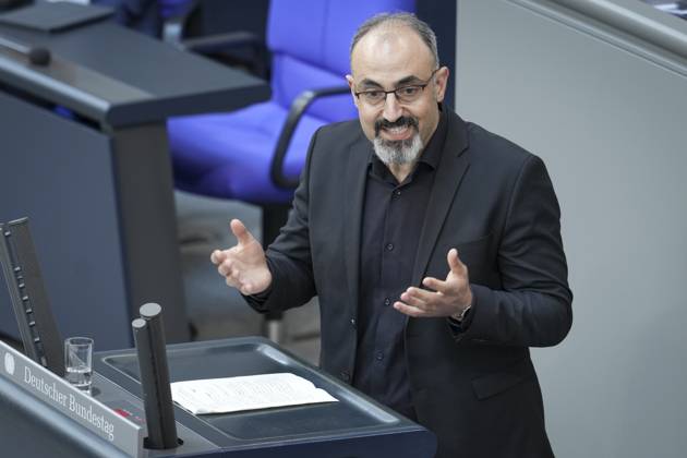 German Bundestag, 14 Plenary Session Alaa Alhamwi Gruene in portrait during his first speech in the German Bundestag on the agenda item Climate Change Impact Adjustment Act at the 14th session of the German Bundestag in Berlin, 26 06 2025 Berlin Berlin Germany