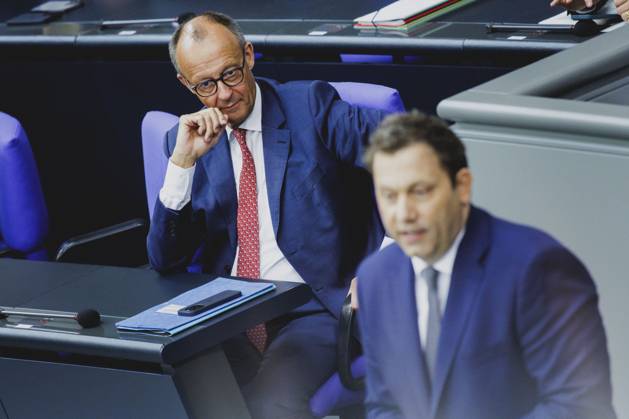 L R Friedrich Merz CDU , Federal Chancellor, and Lars Klingbeil, Federal Minister of Finance, pictured during the budget debate in the German Bundestag in Berlin, 08 07 2025 Berlin Germany Copyright: xFlorianxGaertnerx