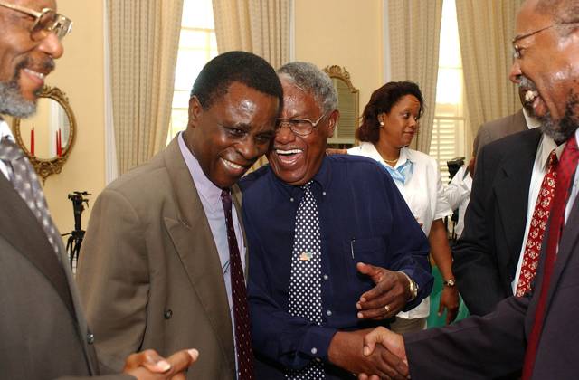 War-Torn Grenada, A Nation Rebuilds Jun 25, 2003; St. George, GRENADA; Grenada Prime Minister KEITH MITCHELL chats with friends and local supporters during a swearing in of a senator at the governor s mansion in St. George, Grenada. St. George GRENADA Copyright: xDelciaxLopez SanxAntonioxExpressx