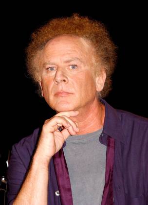 SIMON GARFUNKEL AR Sept. 9, 2003 - K32677AR..PAUL SIMON AND ART GARFUNKEL TO ANNOUNCE THEIR REUNION,.SIMON AND GARFUNKEL THE 2003 CONCERT TOUR AT BOTTOM LINE IN NEW YORK CITY.9 9 2003. ANDREA RENAULT ART GARFUNKEL Copyright: xAndreaxRenaultx
