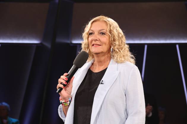 Bettina Tietjen hosts the NDR Talk Show, photo session on 11 7 2025 before the recording of the talk show, broadcast on 1 8 2025 in the 3 program of NDR television, Hamburg Lokstedt television studio