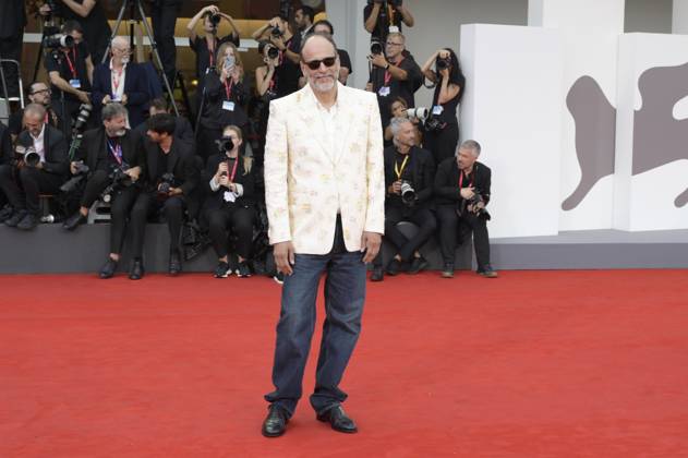 Luca Guadagnino at the premiere of the feature film After the Hunt at the Biennale di Venezia 2025 82 Venice International Film Festival at the Palazzo del Cinema Venice, 29 08 2025 Foto:xA.xM.xTinghinox xFuturexImagex after_5985