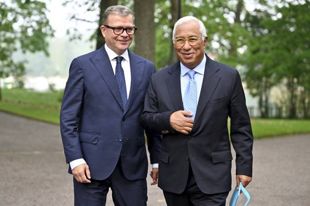 Finnish Prime Minister Petteri Orpo (L) welcomed visiting European Council President Antonio Costa before their meeting at the Prime Minister s official residence Kesäranta in Helsinki, Finland on September 8, 2025. Helsinki Finland Copyright: xRonixRekomaax LKFTJK20250908093405EXMD