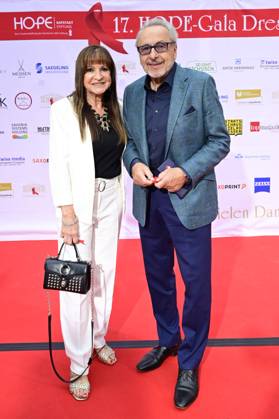 Wolfgang Stumph with his wife Christine Stumph at the 17 Hope Gala 2025 at Schauspielhaus Dresden, 27 09 2025 Foto:xM.xWehnertx xFuturexImagex hope_5883
