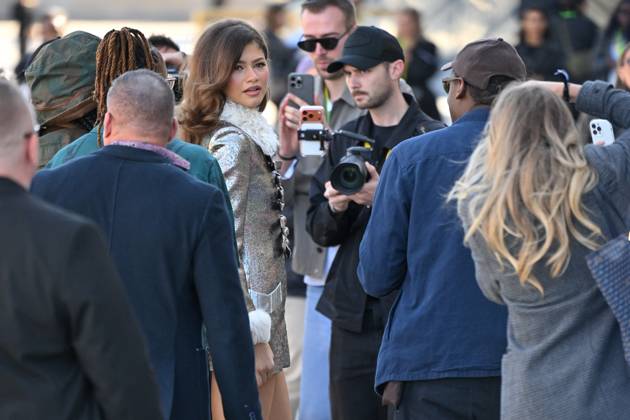 PFW Louis Vuitton Outside Arrivals Zendaya arriving at Louis Vuitton Fashion Show during Paris Fashion Week in Paris, France on September 30, 2025. Photo by Julien Reynaud APS-Medias ABACAPRESS.COM Paris France  Copyright: xReynaudxJulien APS-Medias ABACAx