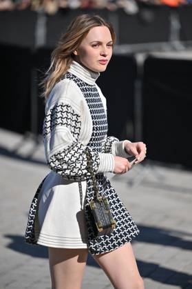 PFW Louis Vuitton Outside Arrivals Odessa Young arriving at Louis Vuitton Fashion Show during Paris Fashion Week in Paris, France on September 30, 2025. Photo by Julien Reynaud APS-Medias ABACAPRESS.COM Paris France  Copyright: xReynaudxJulien APS-Medias ABACAx