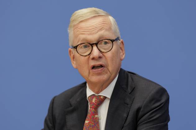 Lutz Goebel, Chairman of the National Regulatory Control Council NKR , recorded at the Federal Press Conference on the Annual Report of the National Regulatory Control Council on the Reduction of Buerocracy in Berlin, 02 10 2025 Berlin Germany Copyright: xKiraxHofmannx