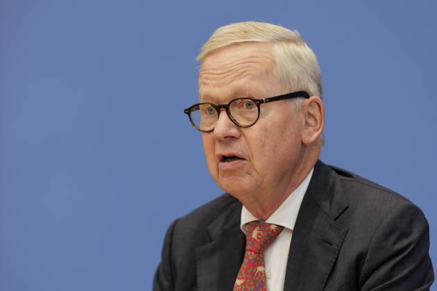 Lutz Goebel, Chairman of the National Regulatory Control Council NKR , recorded at the Federal Press Conference on the Annual Report of the National Regulatory Control Council on the Reduction of Buerocracy in Berlin, 02 10 2025 Berlin Germany Copyright: xKiraxHofmannx