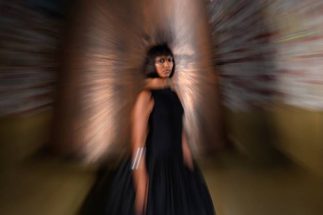 Lisbon Fashion Week in Lisboa, Portugal - 04 Oct 2025 A model walks the runway during Behen fashion show at ModaLisboa Base, Lisbon Fashion Week in Lisboa. Lisbon Patio da Gale Lisbon Portugal Copyright: xBrunoxdexCarvalhox xSOPAxImagesx