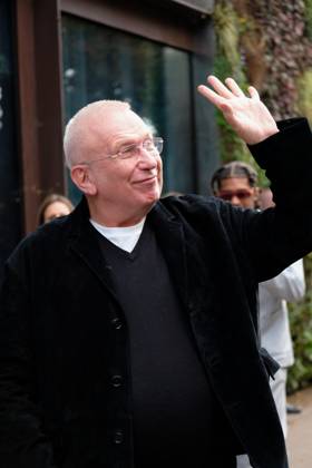 PFW - Jean Paul Gaultier Outside Arrivals Jean Paul Gaultier arrives at the Jean Paul Gaultier show during the Womenswear Spring Summer 2026 as part of Paris Fashion Week on October 5, 2025 in Paris, France. Photo by Robin Psaila ABACAPRESS.COM Paris France Copyright: xPsailaxRobin ABACAx
