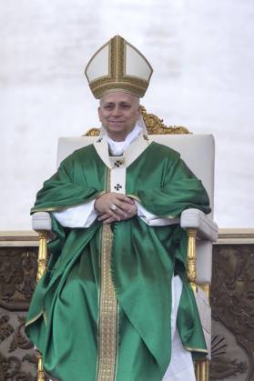 October 5, 2025, Vatican City, Vatican: Pope Leo XIV presides over a Mass for the Jubilee of the Missions and of Migrants in St. Peter s square at the Vatican Vatican City Vatican - ZUMAs197 20251005_aaa_s197_580 Copyright: xMariaxGraziaxPicciarellax