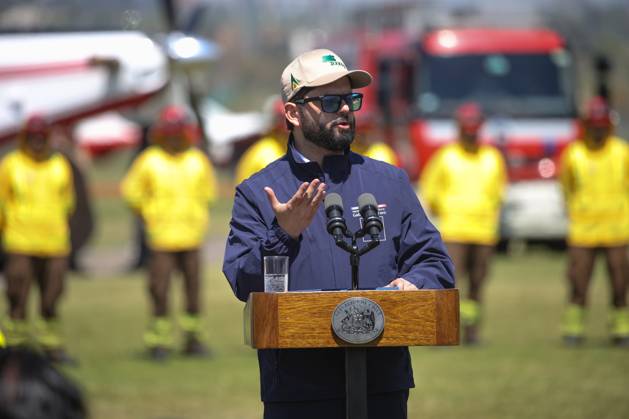 Santiago, October 06, 2025 The President of the Republic, Gabriel Boric Font, heads the launching of the Action Plan 2025 2026 for the prevention, mitigation and control of forest fires Diego Martin Aton Chile, Aton 1050732 jpeg Copyright: DiegoxMartin
