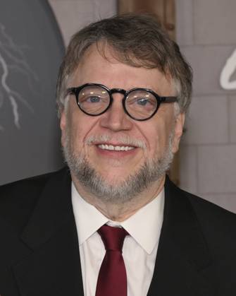 October 6, 2025, Los Angeles, California, USA: Mexican filmmaker, author, and artist GUILLERMO DEL TORO attends Los Angeles red carpet premiere of Netflix s Frankenstein Los Angeles USA - ZUMAb173 20251006_aap_b173_048 Copyright: xBillyxBennightx