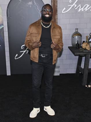 October 6, 2025, Los Angeles, California, USA: American actor and host JUJU GREEN attends the Los Angeles red carpet premiere of Netflix s Frankenstein Los Angeles USA - ZUMAb173 20251006_aap_b173_129 Copyright: xBillyxBennightx