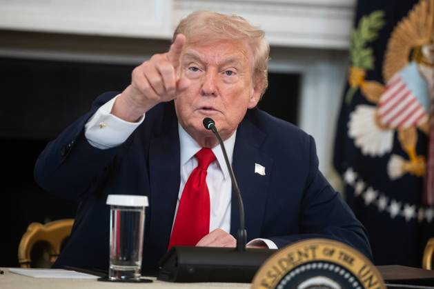 United States President Donald J Trump speaks during a roundtable on antifa in the State Dining Room of the White House in Washington, DC, USA, October 8, 2025 Credit Francis Chung Pool via CNP AdMedia 449494 2025 10 08 District of Columbia Washington  Copyright: xAdMediax STAR_449494_008