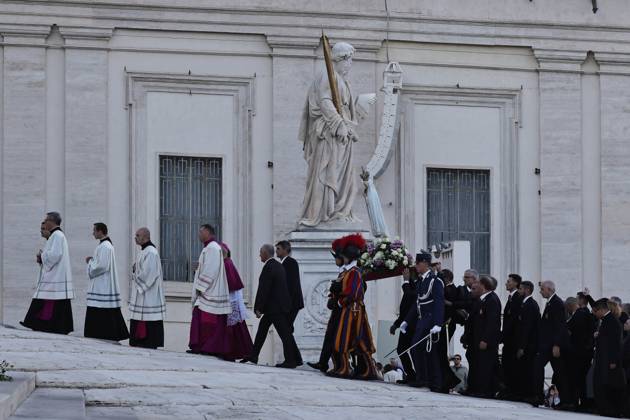 October 11, 2025. Vatican City - POPE LEO XIV during the Marian Vigil of Our Lady of Fatima in Peter s Square at the Vatican. EvandroInetti_via ZUMA Wire Vatican City State - ZUMAi15_ 20251011_zaf_i15_067 Copyright: xEvandroxInettix