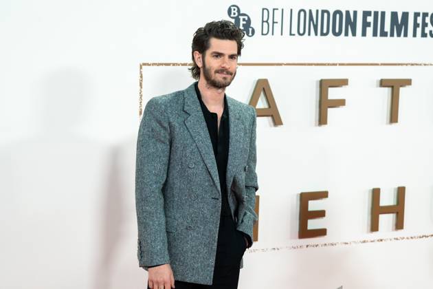 October 11, 2025, London, United Kingdom: Andrew Garfield attends the After the Hunt Headline Gala at the 69th BFI London Film Festival at The Royal Festival Hall. London United Kingdom - ZUMAs197 20251011_aaa_s197_287 Copyright: xLounisxTiarx