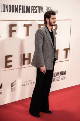 October 11, 2025, London, United Kingdom: Andrew Garfield attends the Headline Gala screening of After The Hunt during the 69th BFI London Film Festival at The Royal Festival Hall. London United Kingdom - ZUMAs197 20251011_aaa_s197_332 Copyright: xLoredanaxSangiulianox