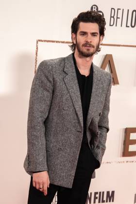 October 11, 2025, London, United Kingdom: Andrew Garfield attends the Headline Gala screening of After The Hunt during the 69th BFI London Film Festival at The Royal Festival Hall. London United Kingdom - ZUMAs197 20251011_aaa_s197_309 Copyright: xLoredanaxSangiulianox