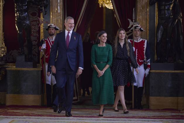 October 12, 2025, Madrid, Madrid, Spain: KING FELIPE VI of Spain and QUEEN LETIZIA of Spain CROWN PRINCESS LEONOR of Spain and PRINCESS SOFIA of Spain attend a reception during the National Day at the Royal Palace Madrid Spain - ZUMAc260 20251012_zep_c260_023 Copyright: xMikexChicorrox