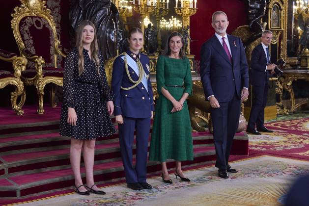 October 12, 2025, Madrid, Madrid, Spain: KING FELIPE VI of Spain and QUEEN LETIZIA of Spain CROWN PRINCESS LEONOR of Spain and PRINCESS SOFIA of Spain attend a reception during the National Day at the Royal Palace Madrid Spain - ZUMAc260 20251012_zep_c260_051 Copyright: xMikexChicorrox