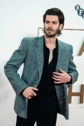 October 11, 2025, London, United Kingdom: Andrew Garfield attends the After the Hunt Headline Gala at the 69th BFI London Film Festival at The Royal Festival Hall. London United Kingdom - ZUMAunt 20251011_aaa_s197_274 Copyright: xLounisxTiarx