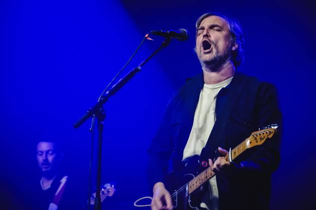 Starsailor live in Bern, Switzerland Bern, Switzerland. 14th, October 2025. The English band Starsailor performs a live concert at Bierhübeli in Bern. Here vocalist and musician James Walsh is seen live on stage. Switzerland, Bern Copyright: xGonzalesxPhoto TilmanxJentzschx