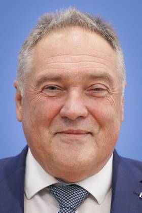 Federal Press Conference, Annual Report 2024 of the Petitions Committee Manfred Schiller AfD Chairman at the presentation of the Annual Report 2024 of the Petitions Committee at the Federal Press Conference, Berlin, 15 10 2025 Berlin Berlin Germany