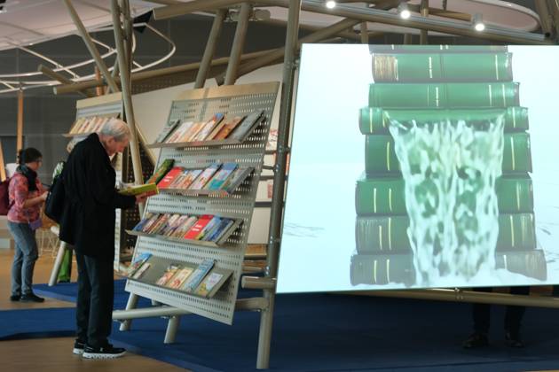 15 10 2025, Frankfurt am Main, DEU, Frankfurt Book Fair View into the pavilion of the guest country Philippines
