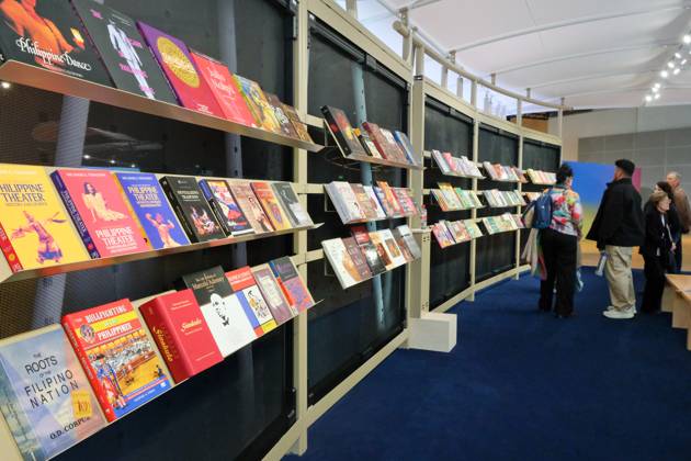 15 10 2025, Frankfurt am Main, DEU, Frankfurt Book Fair View into the pavilion of the guest country Philippines