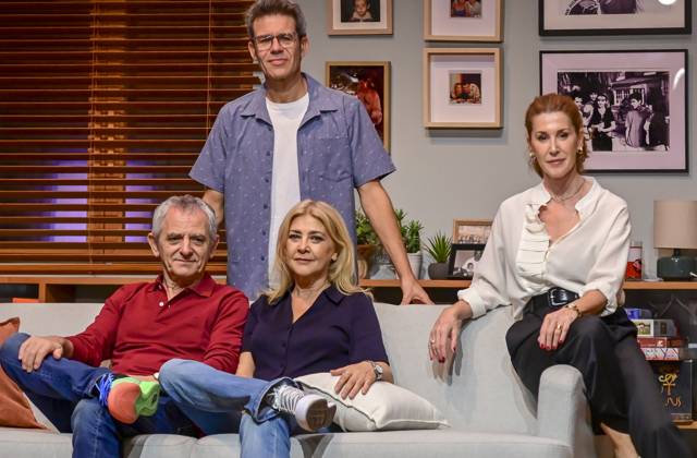 October 16, 2025, Madrid, Madrid, SPAIN: Victoria, a play at the Teatro FoÂgaro in Madrid. This new comedy, written and directed by Marc Angelet and Cristina Clemente, features a top-notch cast led by Amparo Larrao±aga, Io±aki Miramo³n, Mar Abascal, and Juli Fo bregas. Madrid SPAIN - ZUMAz108 20251016_znp_z108_076 Copyright: xRichardxZubelzux