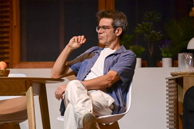 October 16, 2025, Madrid, Madrid, SPAIN: Victoria, a play at the Teatro FoÂgaro in Madrid. This new comedy, written and directed by Marc Angelet and Cristina Clemente, features a top-notch cast led by Amparo Larrao±aga, Io±aki Miramo³n, Mar Abascal, and Juli Fo bregas. Madrid SPAIN - ZUMAz108 20251016_znp_z108_088 Copyright: xRichardxZubelzux