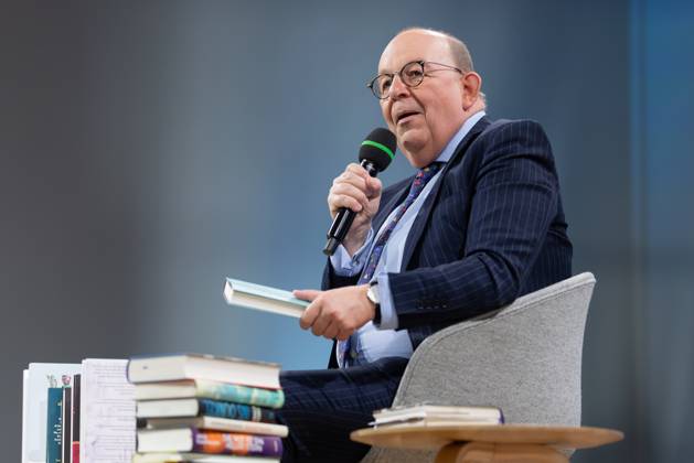Book Fair Frankfurt 2025 Denis Scheck presents new publications on the literary stage of ARD, ZDF and 3sat Book Fair Frankfurt on October 16, 2025 , Frankfurt am Main Hessen Germany Exhibition Grounds