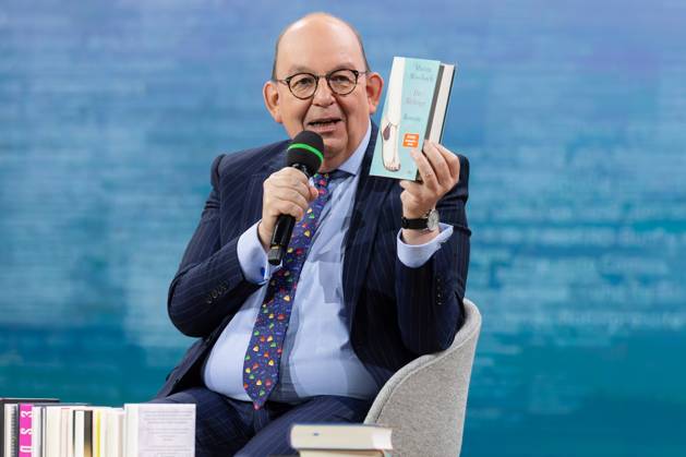 Book Fair Frankfurt 2025 Denis Scheck presents new publications on the literary stage of ARD, ZDF and 3sat Book Fair Frankfurt on October 16, 2025 , Frankfurt am Main Hessen Germany Exhibition Grounds