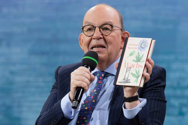 Book Fair Frankfurt 2025 Denis Scheck presents new publications on the literary stage of ARD, ZDF and 3sat Book Fair Frankfurt on October 16, 2025 , Frankfurt am Main Hessen Germany Exhibition Grounds