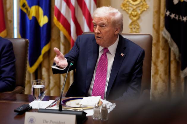 U.S. President Donald Trump gives remarks during a bilateral meeting in the Cabinet Room of the White House in Washington, DC on Friday, October 17, 2025. President Zelenskyy is visiting the United States as Trump pursues a peace deal in the Russia-Ukraine war. WAX20251017225 AaronxSchwartz