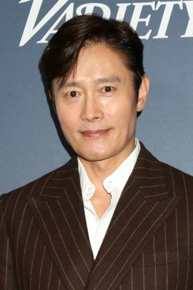 October 19, 2025, Newport Beach, Ca, USA: LOS ANGELES - OCT 19: Byung-hun Lee at the 2025 Newport Beach Film Festival HONORS at the Balboa Bay Club on October 19, 2025 in Newport Beach, CA Newport Beach USA - ZUMAnc22 20251019_zaa_nc22_178 Copyright: xKathyxHutchinsx