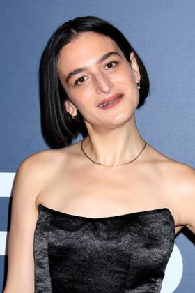 October 19, 2025, Newport Beach, Ca, USA: LOS ANGELES - OCT 19: Jenny Slate at the 2025 Newport Beach Film Festival HONORS at the Balboa Bay Club on October 19, 2025 in Newport Beach, CA Newport Beach USA - ZUMAnc22 20251019_zaa_nc22_193 Copyright: xKathyxHutchinsx