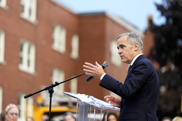 October 21, 2025, Ottawa, On, CAN: Prime Minister Mark Carney makes remarks at the opening of the Finkelstein Chabad Jewish Centre in Ottawa, on Tuesday, Oct. 21, 2025. Ottawa CAN - ZUMAc35_ 20251021_zaf_c35_188 Copyright: xJustinxTangx