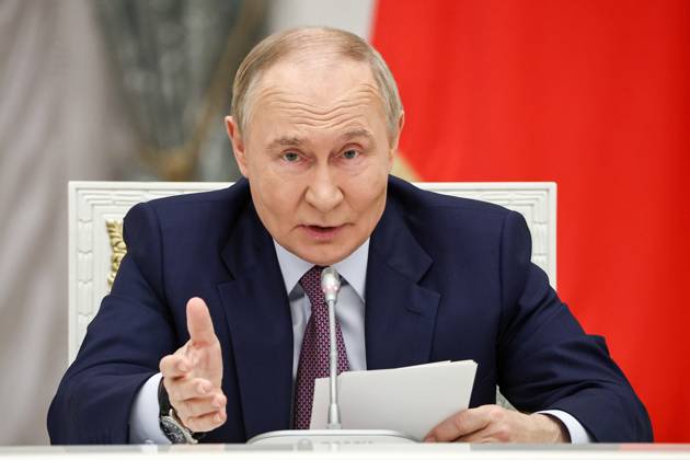 October 23, 2025, Moscow, Russia: Russia s President Vladimir Putin attends a meeting of the Russian Presidential Council for the Implementation of State Demographic and Family Policy at Moscow s Kremlin. Moscow Russia - ZUMAt113 20251023_zaa_t113_044 Copyright: xMikhailxTereshchenkox