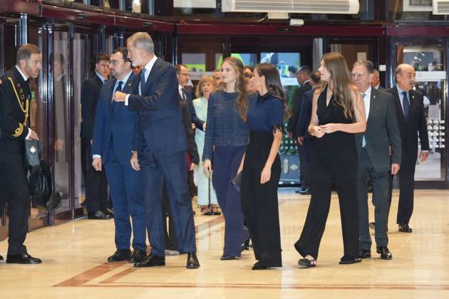 Spanish King Felipe VI and Queen Letizia with Princess Leonor de Borbon and Sofia de Borbon during the celebration of the 33th edition of the concert of the Princess of Asturias Awards 2025 in Oviedo, on Thursday 23 October 2025. Cordon Press