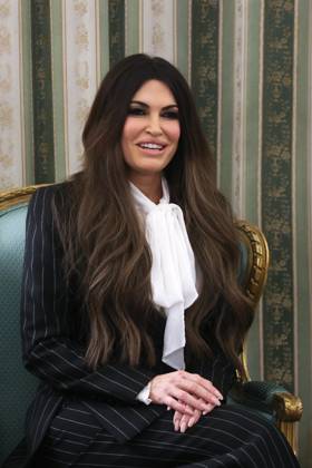Kimberly Guilfoyle Presents Credentials in Athens ATHENS, GREECE - NOVEMBER 4: New United States Ambassador to Greece Kimberly Guilfoyle meets with Greek President Konstantinos Tasoulas during the Ceremony of the Presentation of Credentials at the Presidential Palace in Athens, Greece, on November 4, 2025. Costas Baltas Anadolu Athens Greece. Editorial use only. Please get in touch for any other usage.  Copyright: x2025xAnadoluxCostasxBaltasx