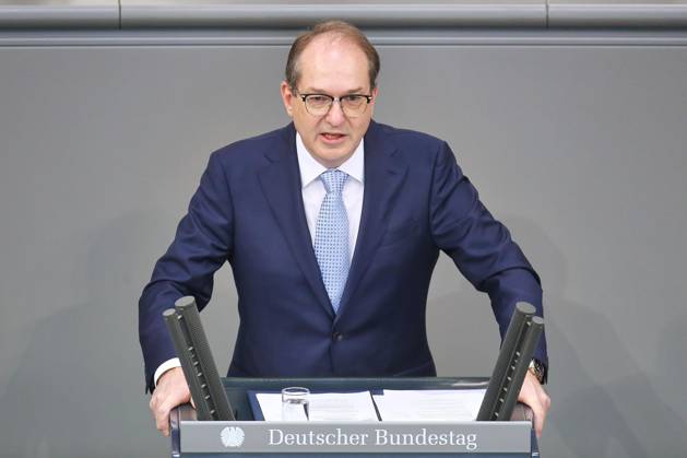 Berlin, Germany, 06 11 2025 German Bundestag 37 Bundestag session Federal Minister of the Interior Alexander Dobrindt CSU Copyright: xdtsxNachrichtenagenturx dts_92098