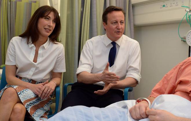 Image Licensed to Parsons Media. 23 11 2025. London, United Kingdom. David Cameron diagnosed with prostate cancer. Former Prime Minister David Cameron has today annoucned in an interview with The Sunday Times that he has been diagnosed with Prostate Cancer. Lord Cameron says the test came following his wife Samantha listening to an interview on the radio which spurred him on to get a test in 2024. The Prime Minister and his wife Samantha visit the Salford Royal Hospital during the Conservative Party Spring Forum in Manchester. 28 03 2015.  Copyright: xAndrewxParsonsx xParsonsxMediax PAR-9167-0016