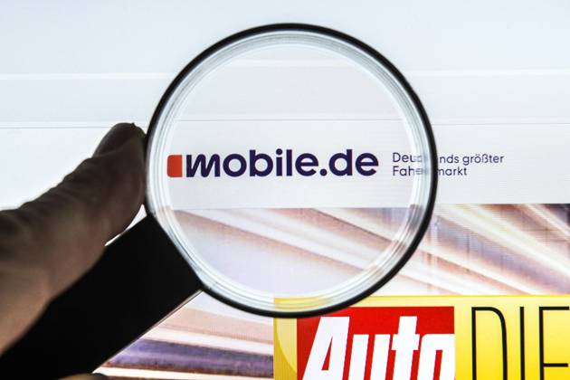 mobile de, website, internet, magnifying glass, monitor