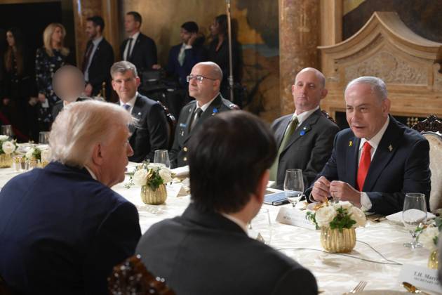 Israeli Prime Minister Benjamin Netanyahu met with US President Donald Trump at the Mar-a-Lago resort in Palm Beach, Florida Israeli Prime Minister Benjamin Netanyahu met with US President Donald Trump at the Mar-a-Lago resort in Palm Beach, Florida, where the two sides held talks on ending the war in Gaza and moving to the second phase of the agreement. Florida, USA, December 29, 2025. Photo by Israeli Prime Minister apaimages Jerusalem Jerusalem Palestinian Territory 301225_Israeli_IPO_00(1) Copyright: xapaimagesxIsraelixPrimexMinisterx xapaimagesx