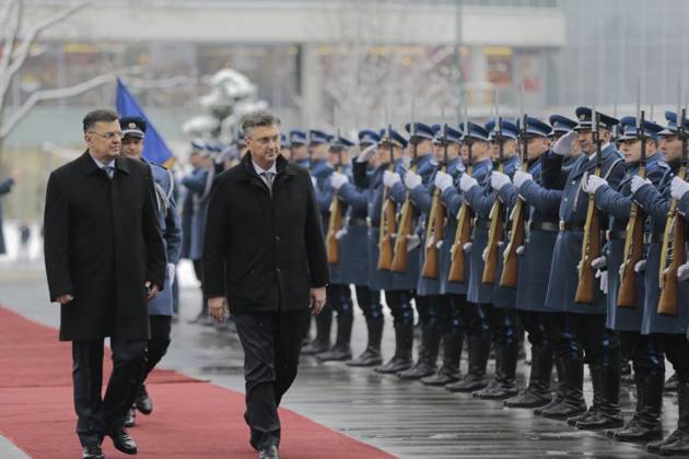 Prime Minister of Croatia Andrej Plenkovic in Sarajevo SARAJEVO, BOSNIA AND HERZEGOVINA - DECEMBER 13: Prime Minister of Croatia Andrej Plenkovic (R) is welcomed by Chairman of the Council of Ministers of Bosnia and Herzegovina Zoran Tegeltija (L) in Sarajevo, Bosnia and Herzegovina on December 13, 2021. Saraybosna Bosna Hersek. Editorial use only. Please get in touch for any other usage. Copyright: x2025xAnadoluxSamırxJordamovıcx