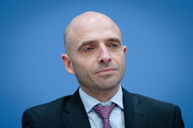 Federal Press Conference, Presentation, Annual Economic Report Federal Press Conference, Presentation, Annual Economic Report, 2026, Federal Government, Benjamin Weigert, Head of Economics Department Berlin Berlin GER